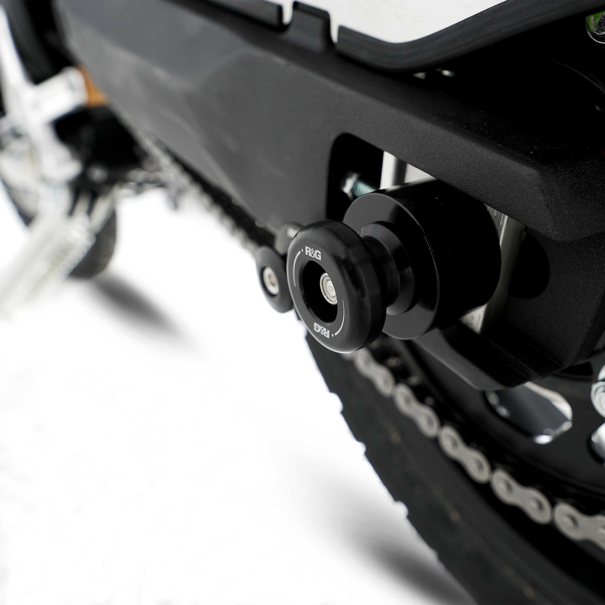 R&G Swingarm Protectors for Yamaha Tenere 700 (19-21)