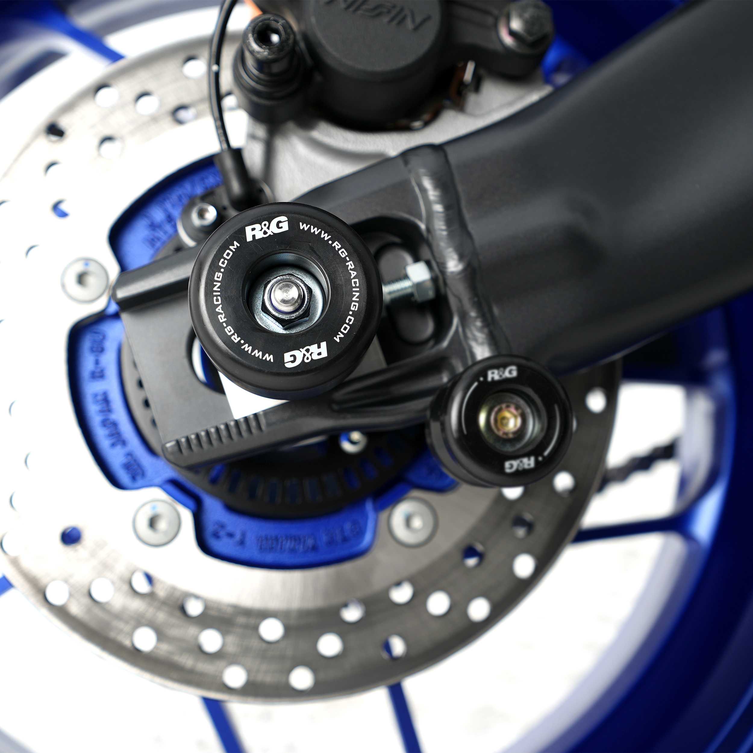 R&G Swingarm Protectors for Yamaha R9 (25-26)
