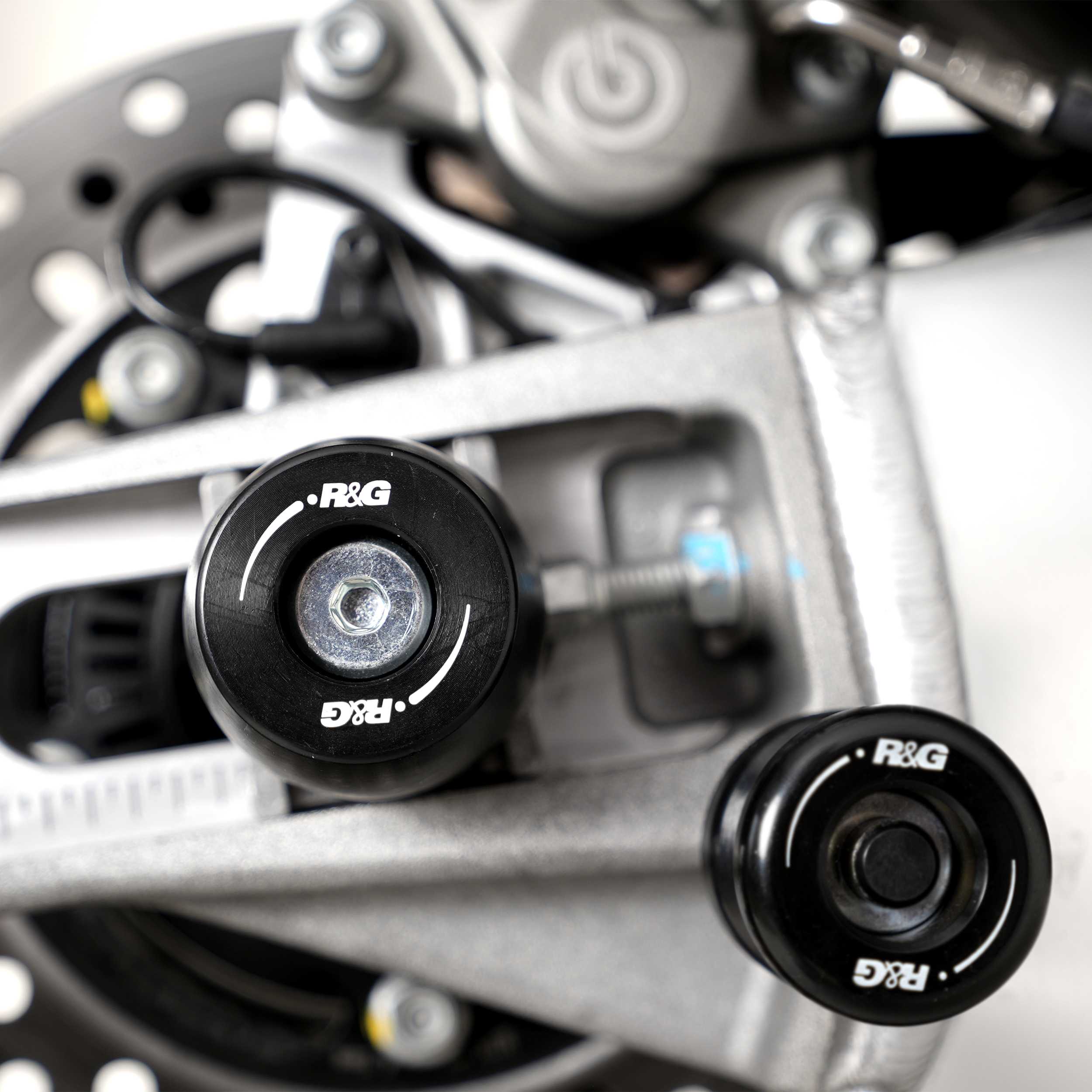 R&G Apex Swingarm Protectors for Aprilia Tuono 1100 Factory (25-26)
