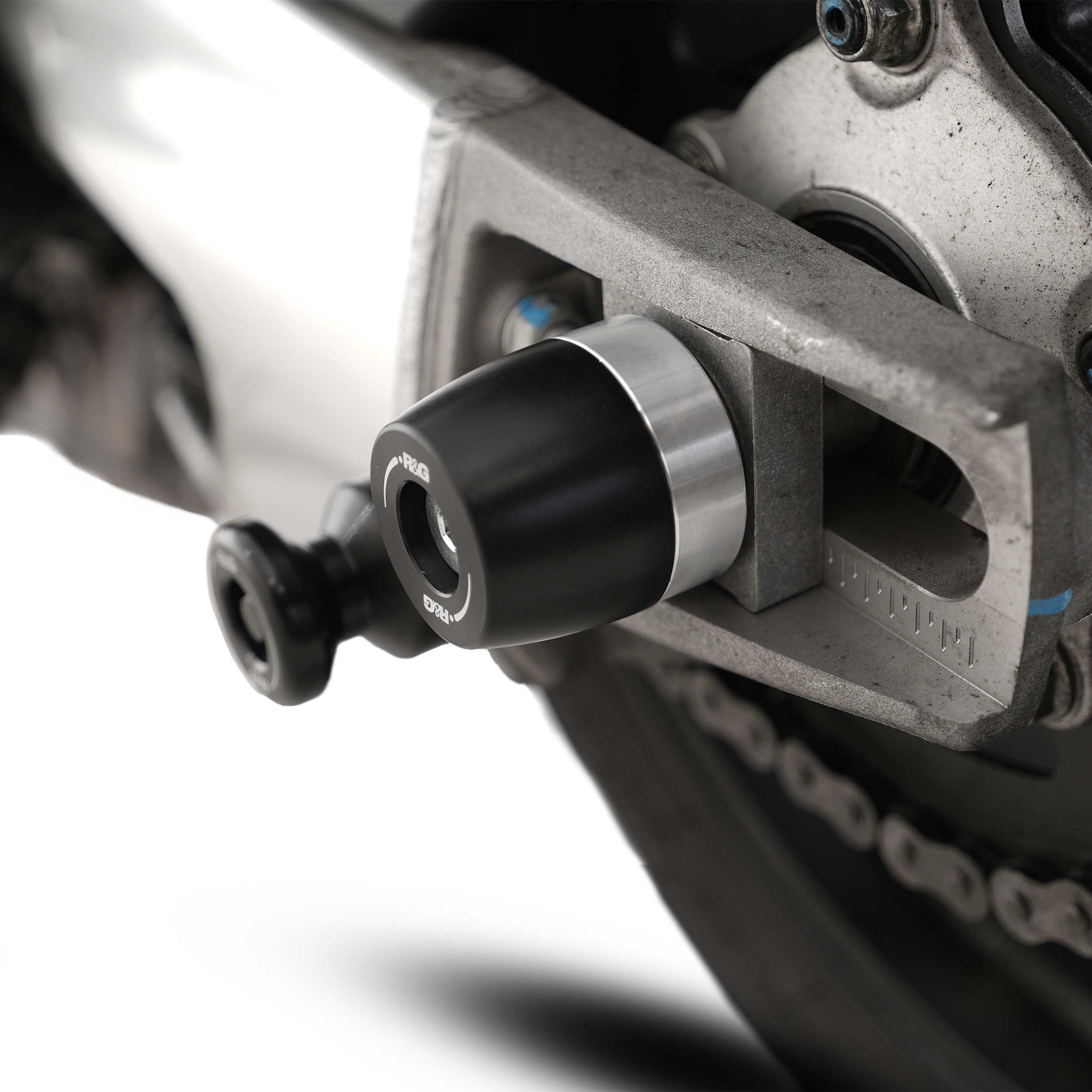 R&G Apex Swingarm Protectors for Aprilia Tuono 1100 (25-26)