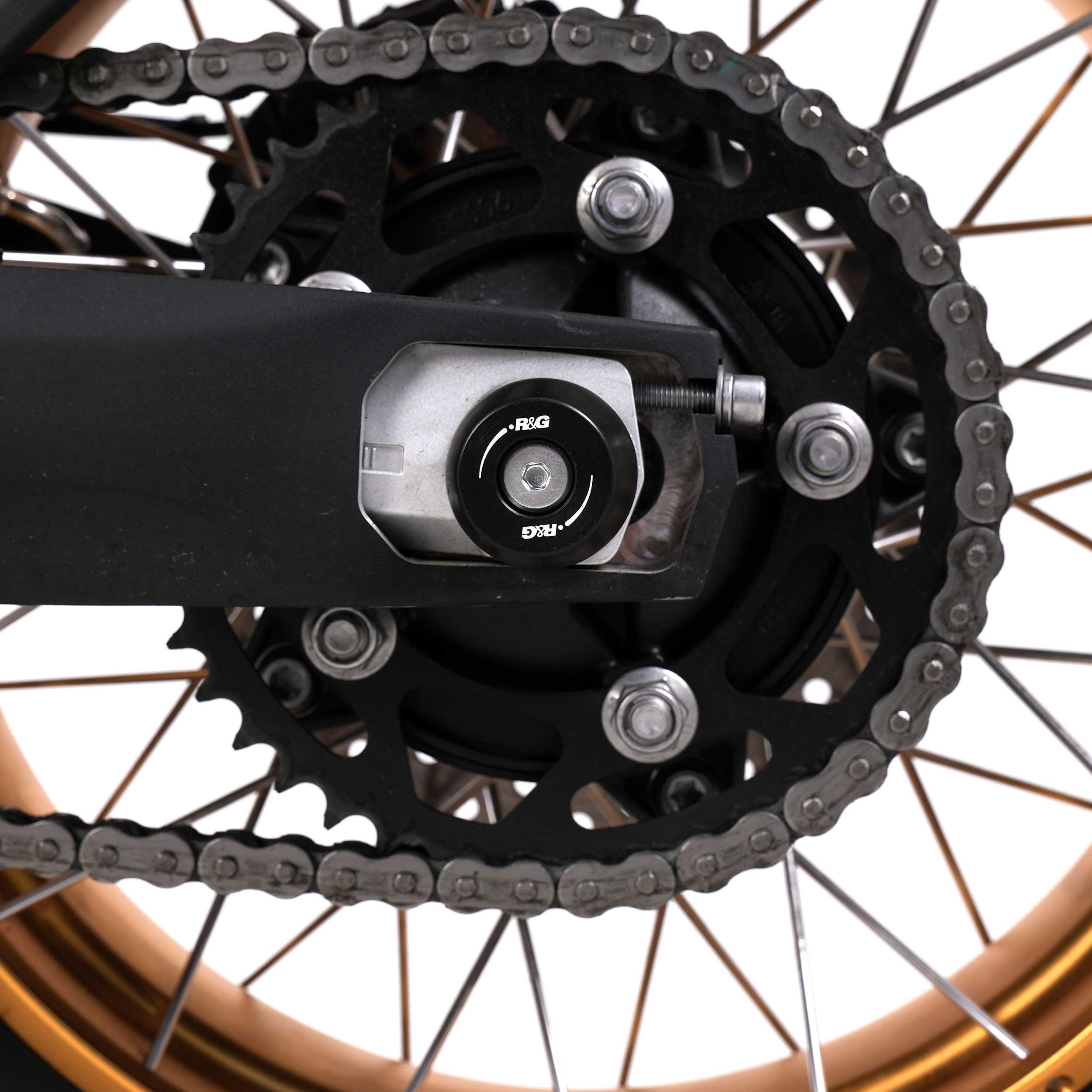 R&G Apex Swingarm Protectors for Voge DSX900 (24-26)