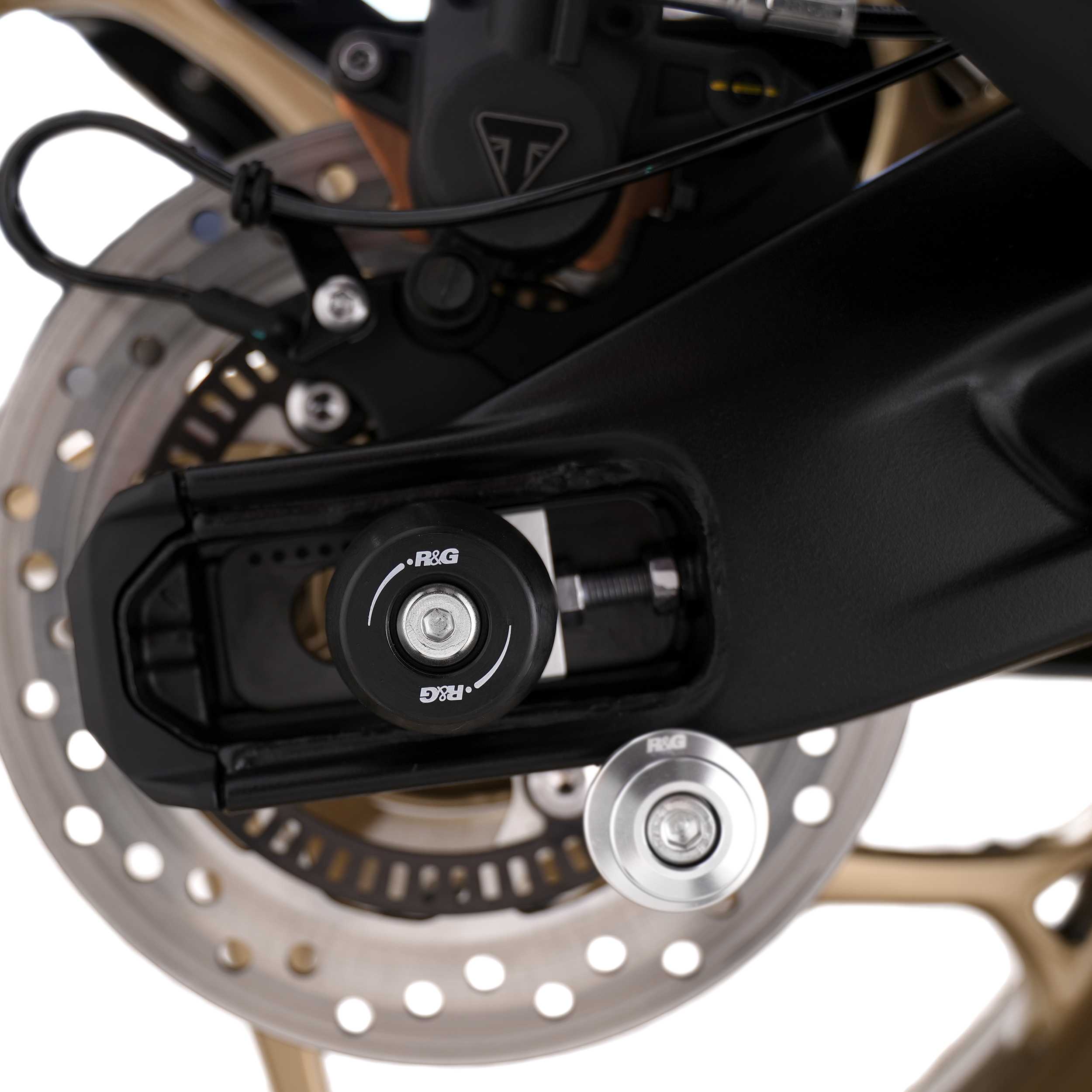 R&G Apex Swingarm Protectors for Triumph Trident 800 (26)