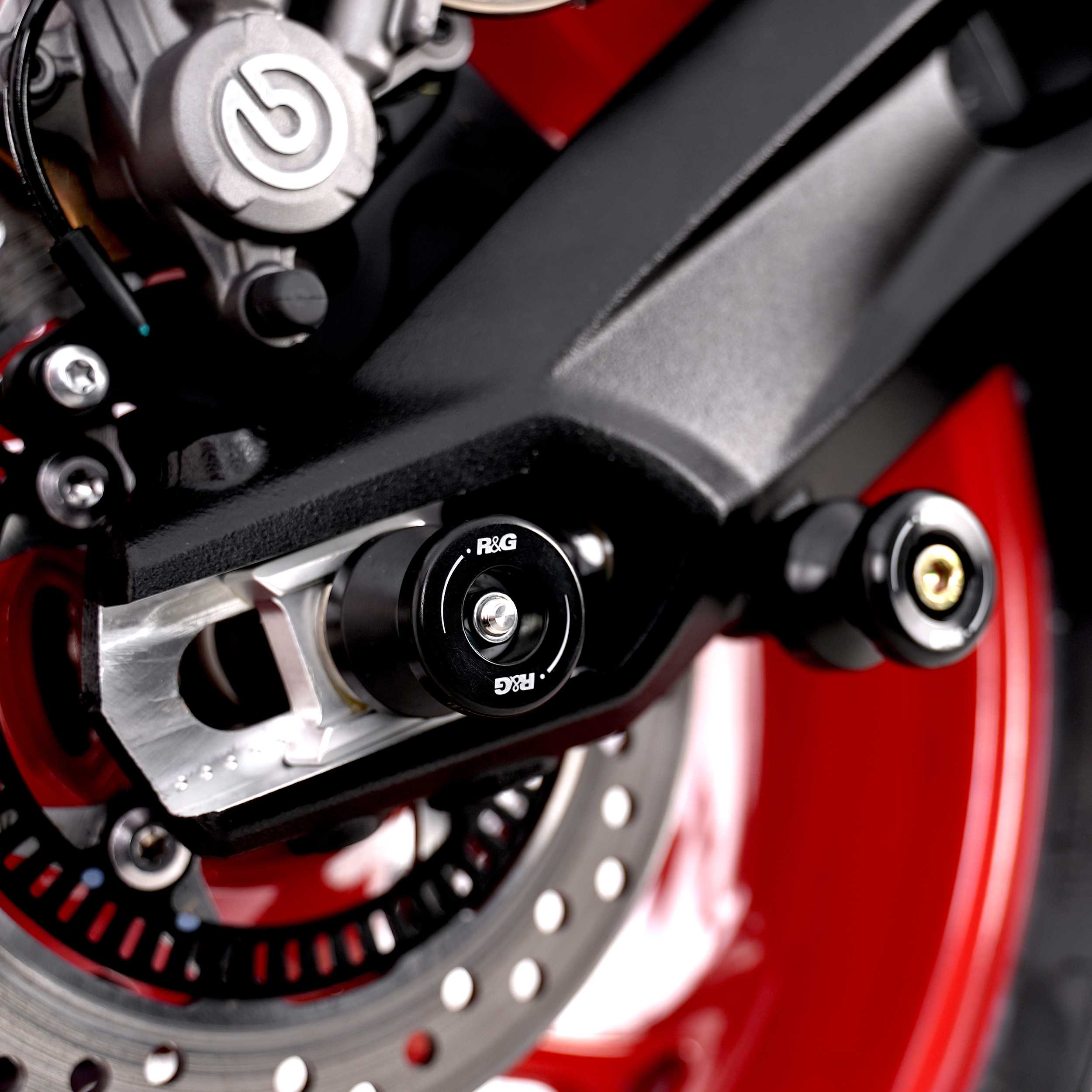 R&G Spindle Swingarm Protectors for Triumph Street Triple 675 S (17-22)