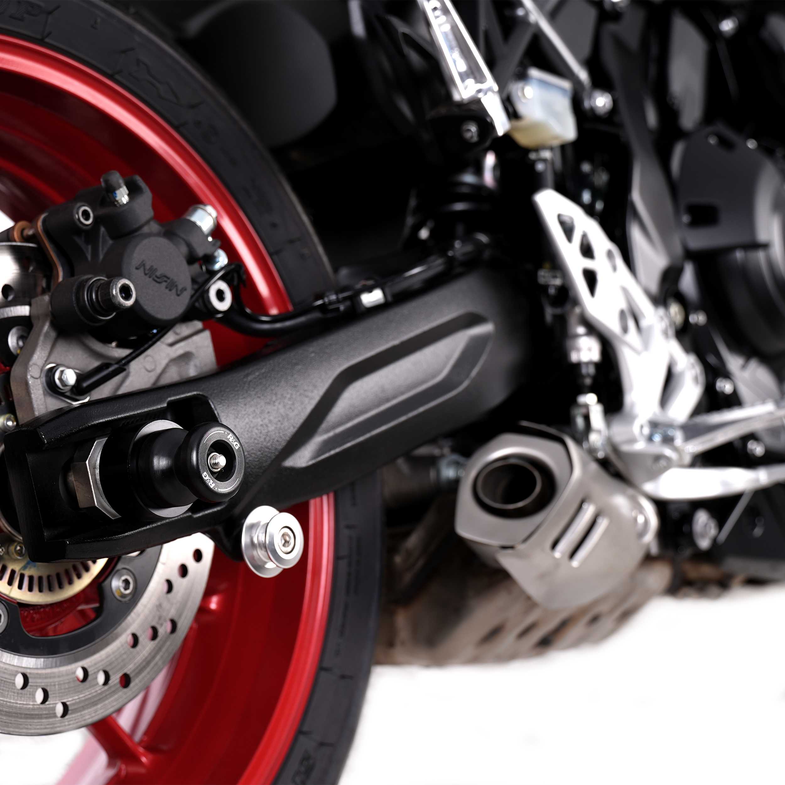 R&G Spindle Swingarm Protectors for Suzuki GSX-8T (25-26)