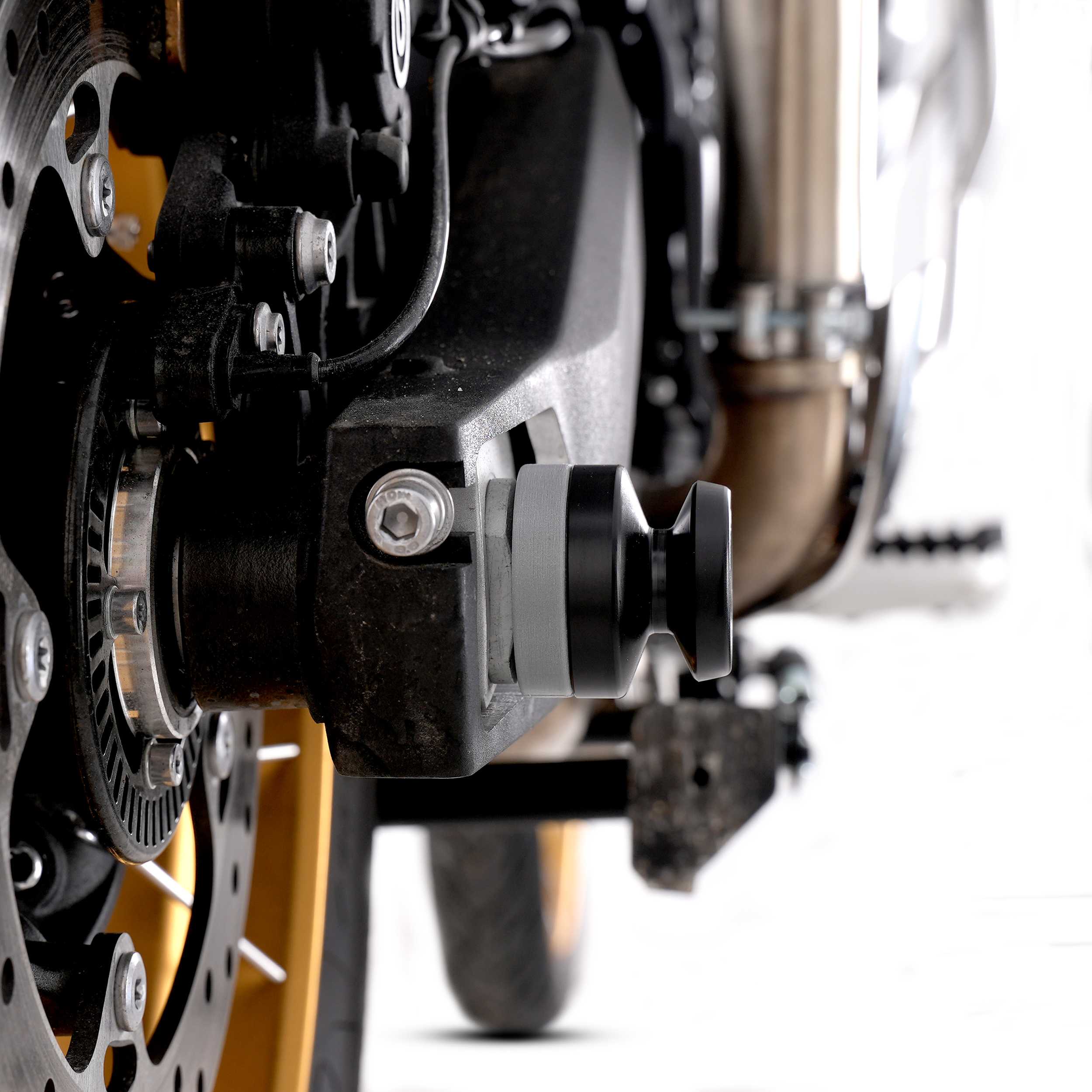 R&G Spindle Swingarm Protectors for Voge DSX900 (24-26)