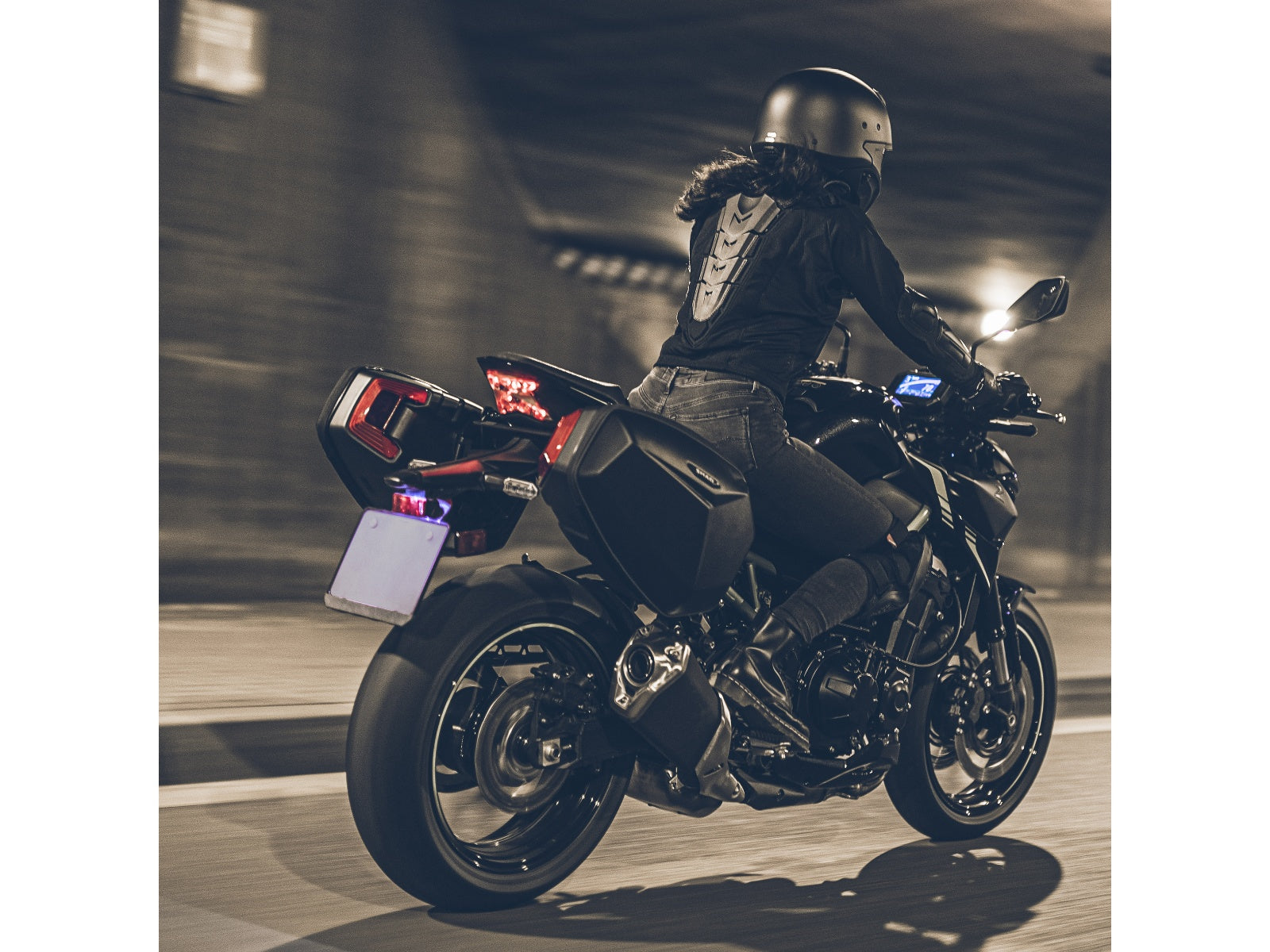 SHAD E-48SR Hard Shell Panniers - 15 Litres