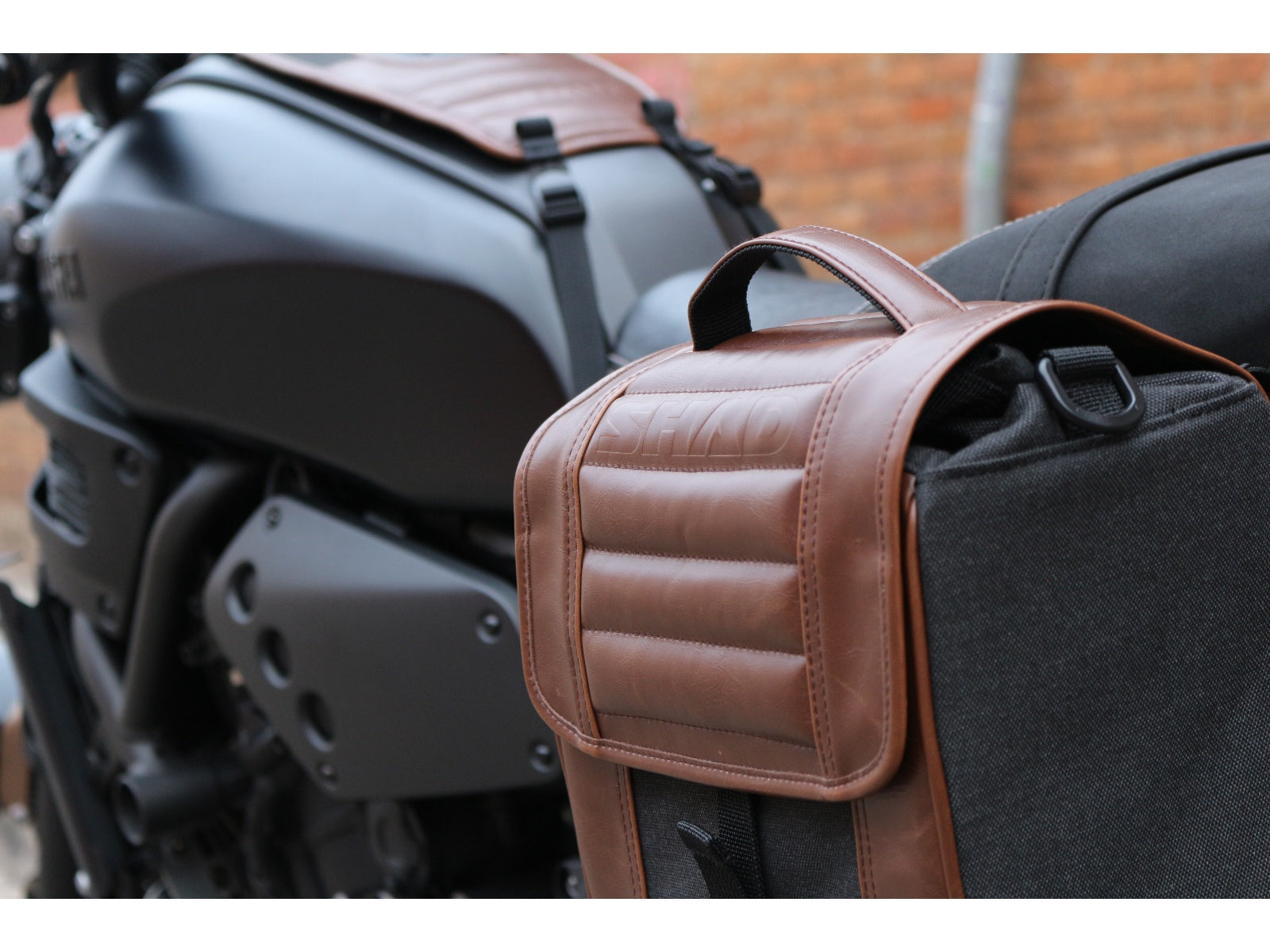 SHAD SR38 Cafe Racer Pannier - 10 Litres