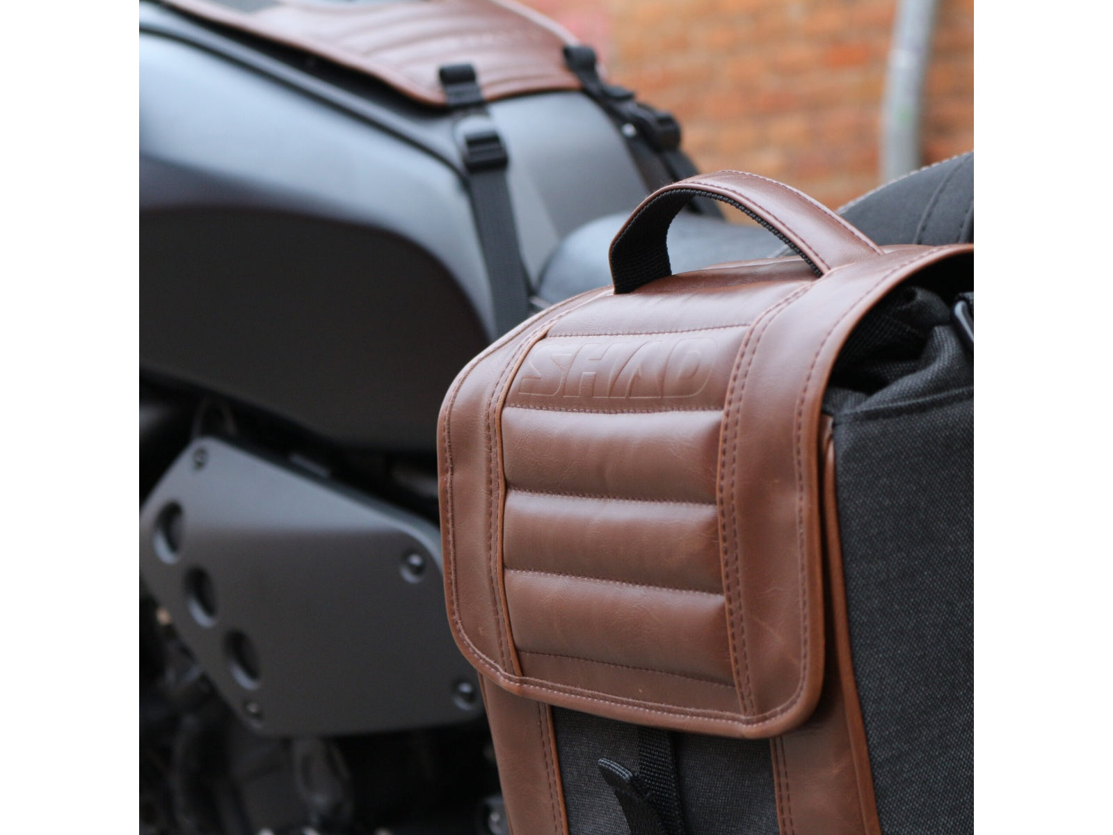 SHAD SR38 Cafe Racer Pannier - 10 Litres