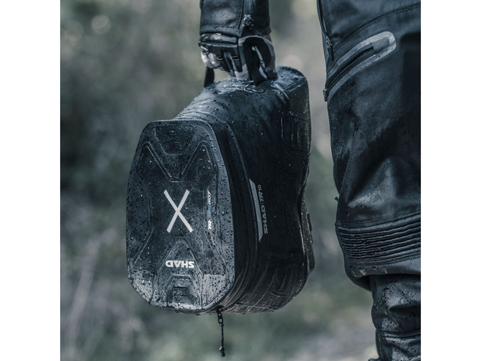 SHAD TR10 Click System Tank Bag - 7 Litres