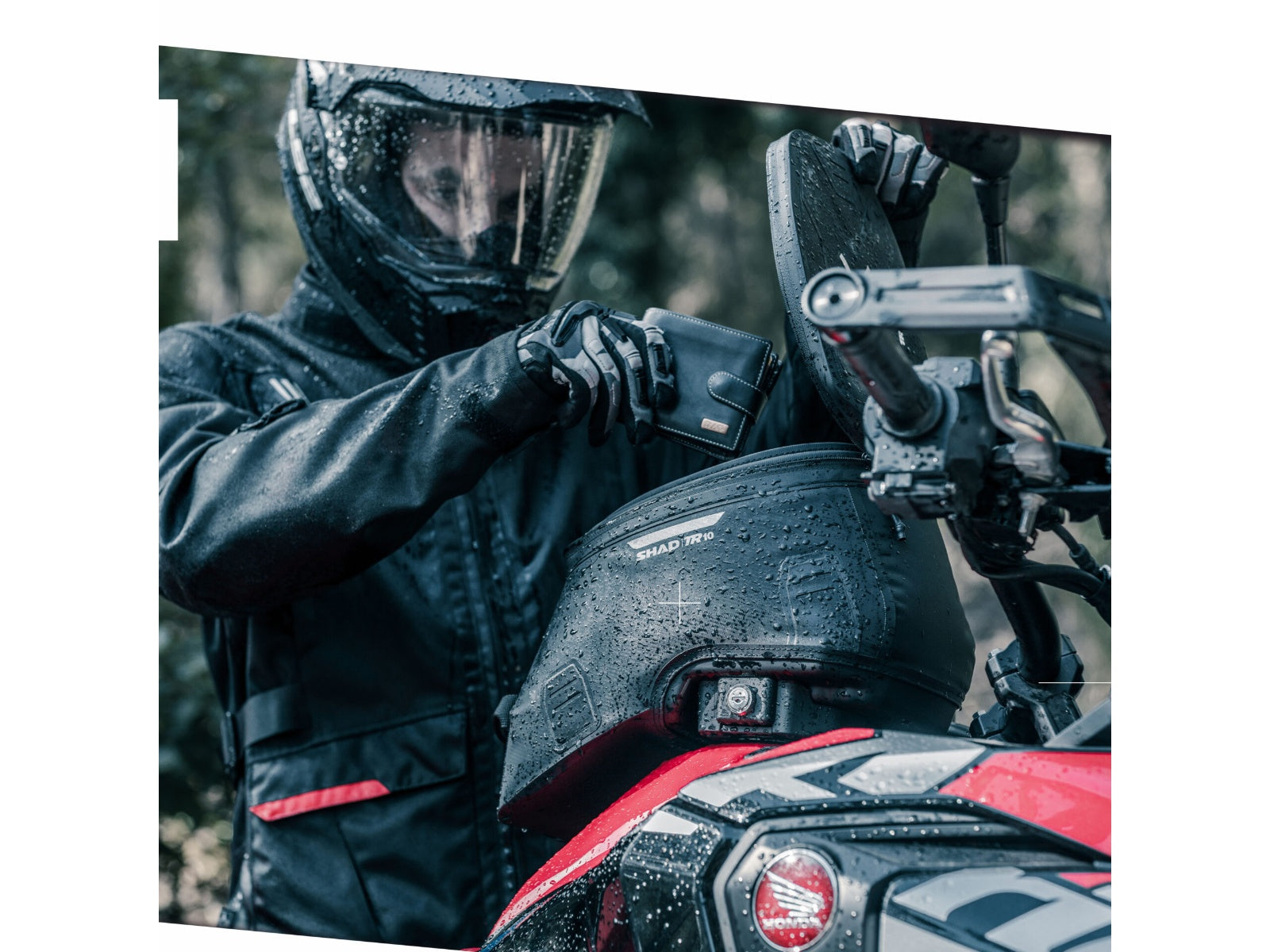 SHAD TR10 Click System Tank Bag - 7 Litres