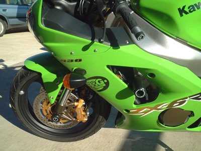 R&G Classic Frame Sliders for Kawasaki ZX6-R (03-04)