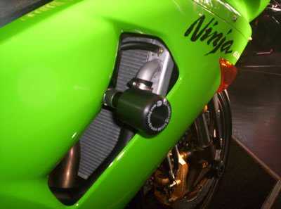 R&G Classic Frame Sliders for Kawasaki ZX6-R (05-06)
