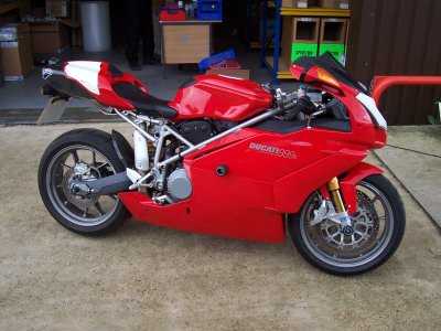 R&G Spindle Swingarm Protectors