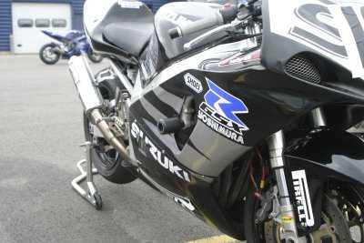 R&G Classic Frame Sliders for Suzuki GSX-R1000 (01-02)