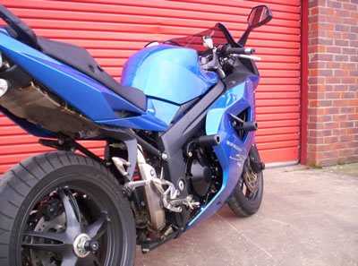 R&G Classic Frame Sliders for Triumph Sprint ST (05-07)