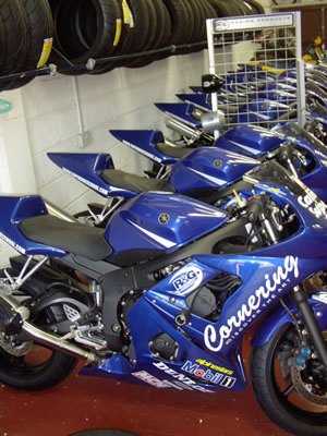 R&G Classic Frame Sliders for Yamaha R6 (03-05)