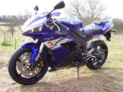 R&G Classic Frame Sliders for Yamaha R1 SP (06)