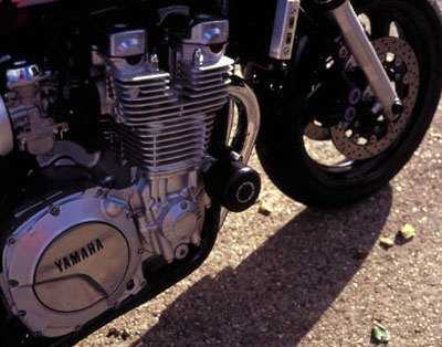 R&G Classic Frame Sliders for Yamaha XJR 1300 (00-14)