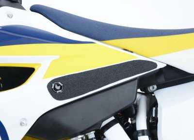 R&G Tank Traction Grips for Husqvarna FS 450 (15-18)