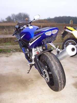 R&G Tail Tidy for Yamaha R1 (02-03)