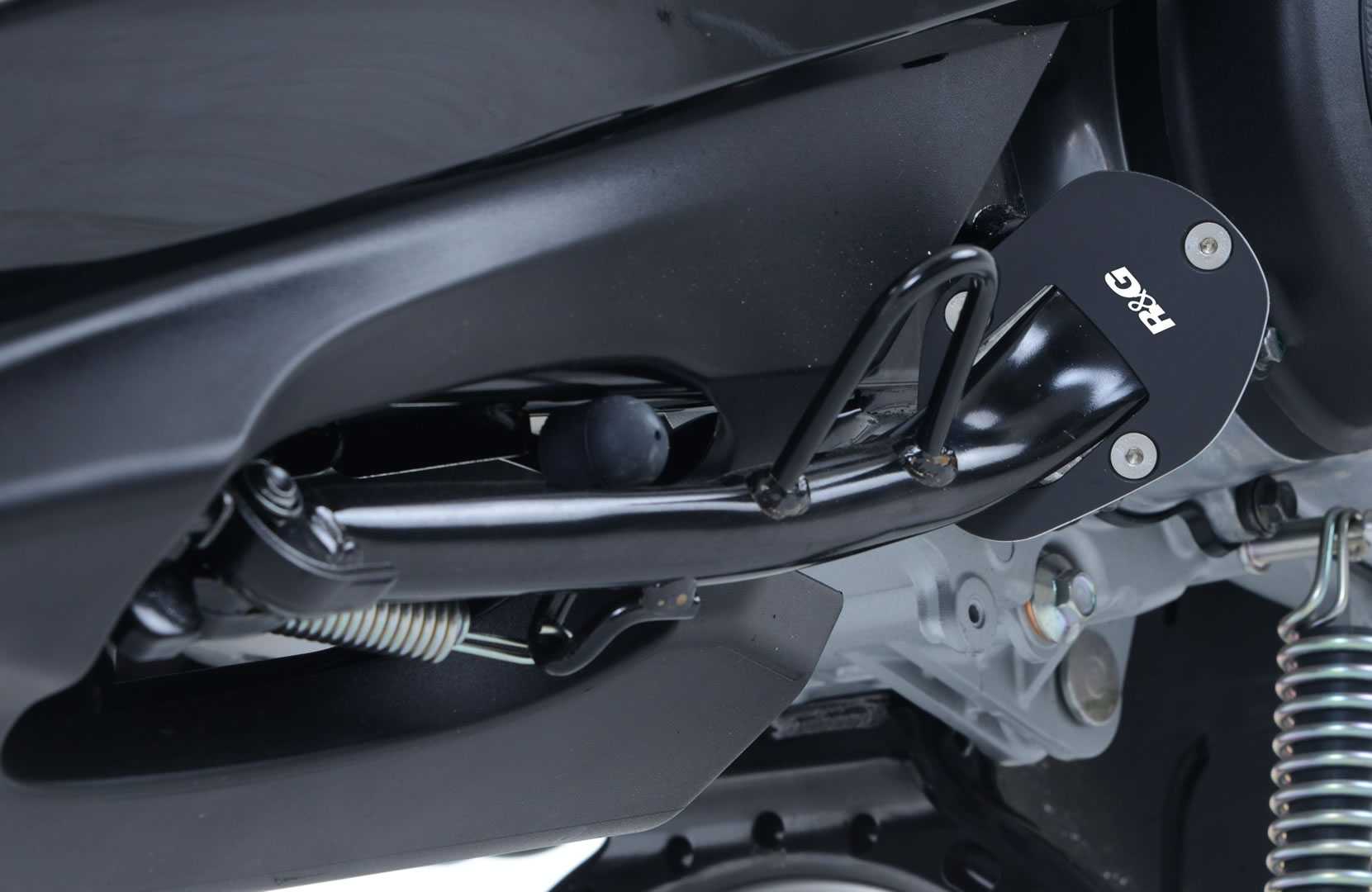 R&G Kickstand Shoe for Yamaha Majesty 125 S (14-17)
