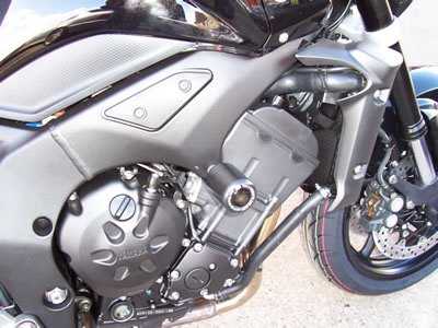 R&G Classic Frame Sliders for Yamaha FZ1 Fazer (06-16)