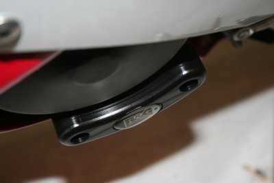 R&G Engine Case Slider for Yamaha R6 (06-20)