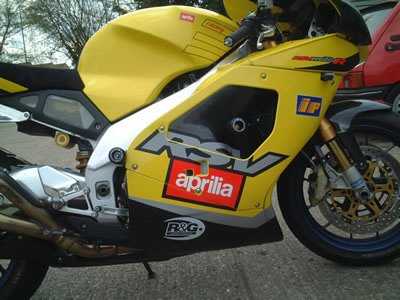R&G Classic Frame Sliders for Aprilia RSV 1000 R (01-03)