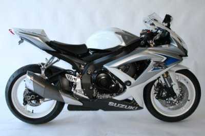 R&G Aero Frame Sliders for Suzuki GSX-R750 (06-10)