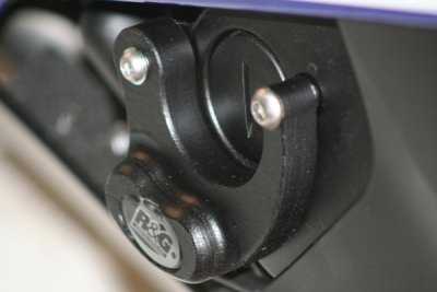 R&G Engine Case Slider for Yamaha R6 (08-20)