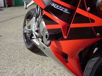 R&G Classic Frame Sliders for Honda CBR600RR (03-06)