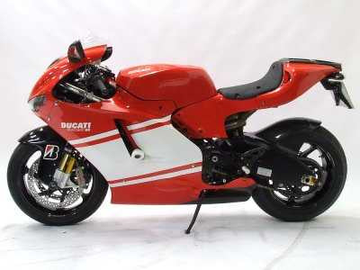 R&G Aero Frame Sliders for Ducati Desmosedici RR (08-13)