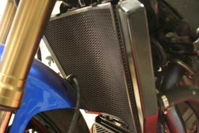 R&G Radiator Guard Black for Suzuki GSX-R1000 (09-17)
