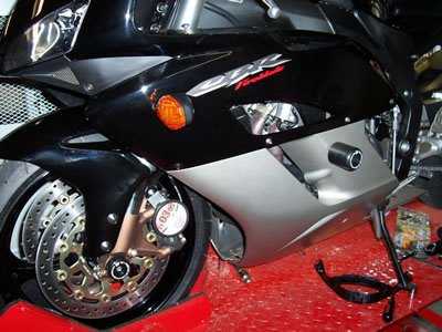 R&G Classic Frame Sliders for Honda CBR1000RR Fireblade (04-07)