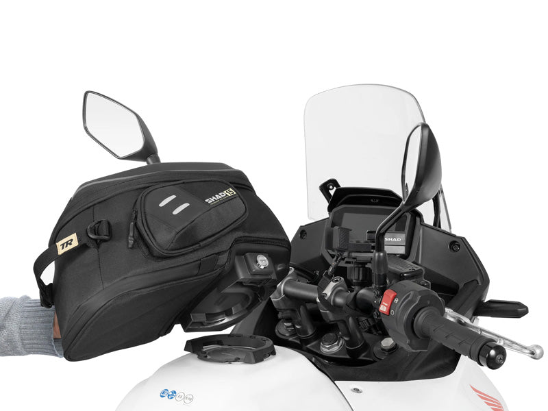 SHAD Click System Tank Bag Kit for Suzuki GSX S 150 (17-24)