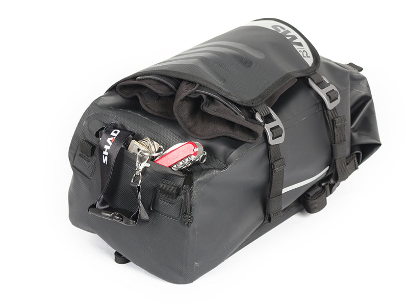 SHAD SW22 Tank Bag - 13 Litres